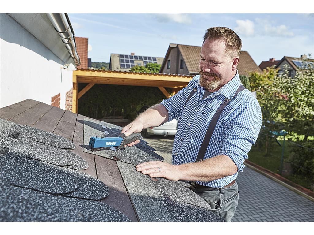 Novus Tapetniški udarni spenjač J-044