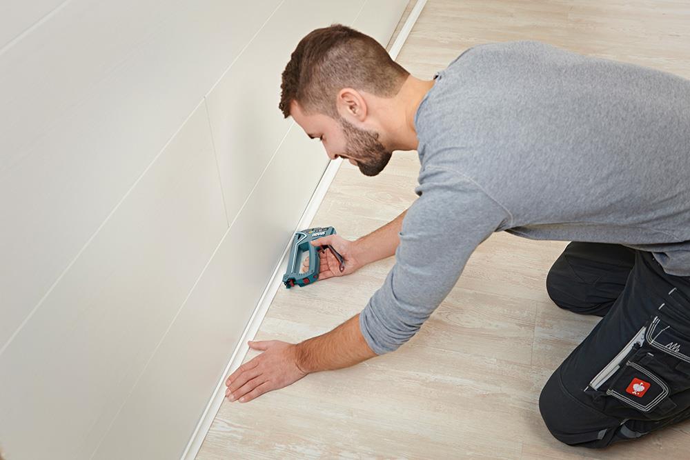 Novus Tapetniški spenjač J-17