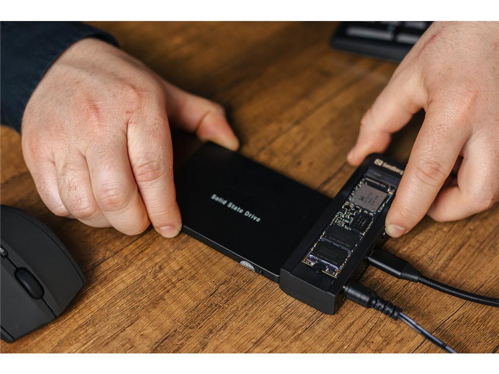 Sandberg USB 3.2 podvajalnik in dok za M2 + NVMe